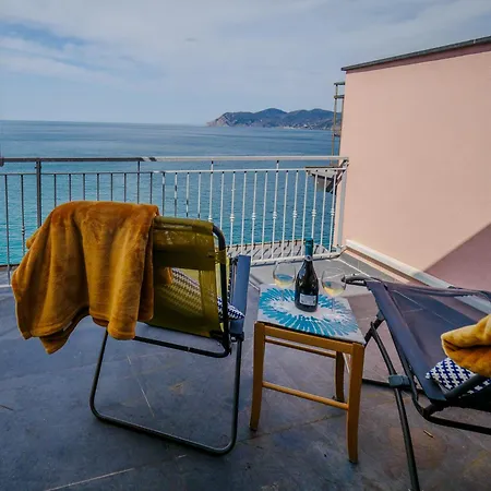 La Lampara Sea View Terrace With Ac Apartman